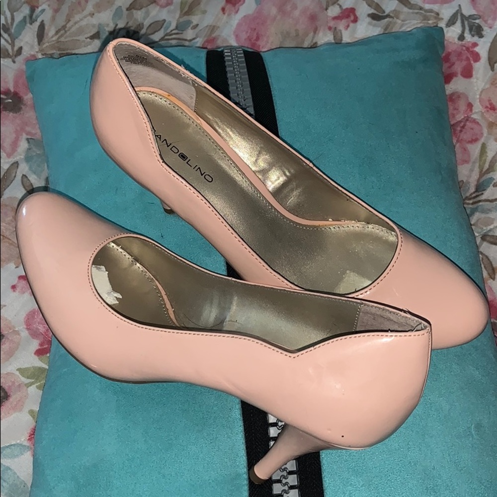 Peachy Pumps